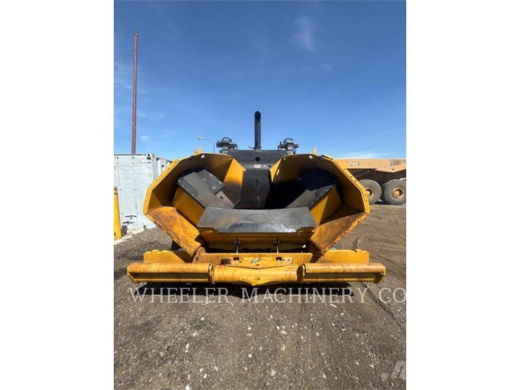 CAT AP1055 Asfalttikoneet