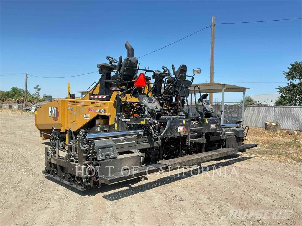 CAT AP1055 Asfalttikoneet