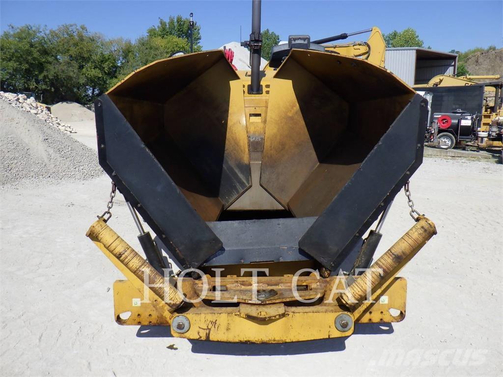 CAT AP355F Asfalttikoneet