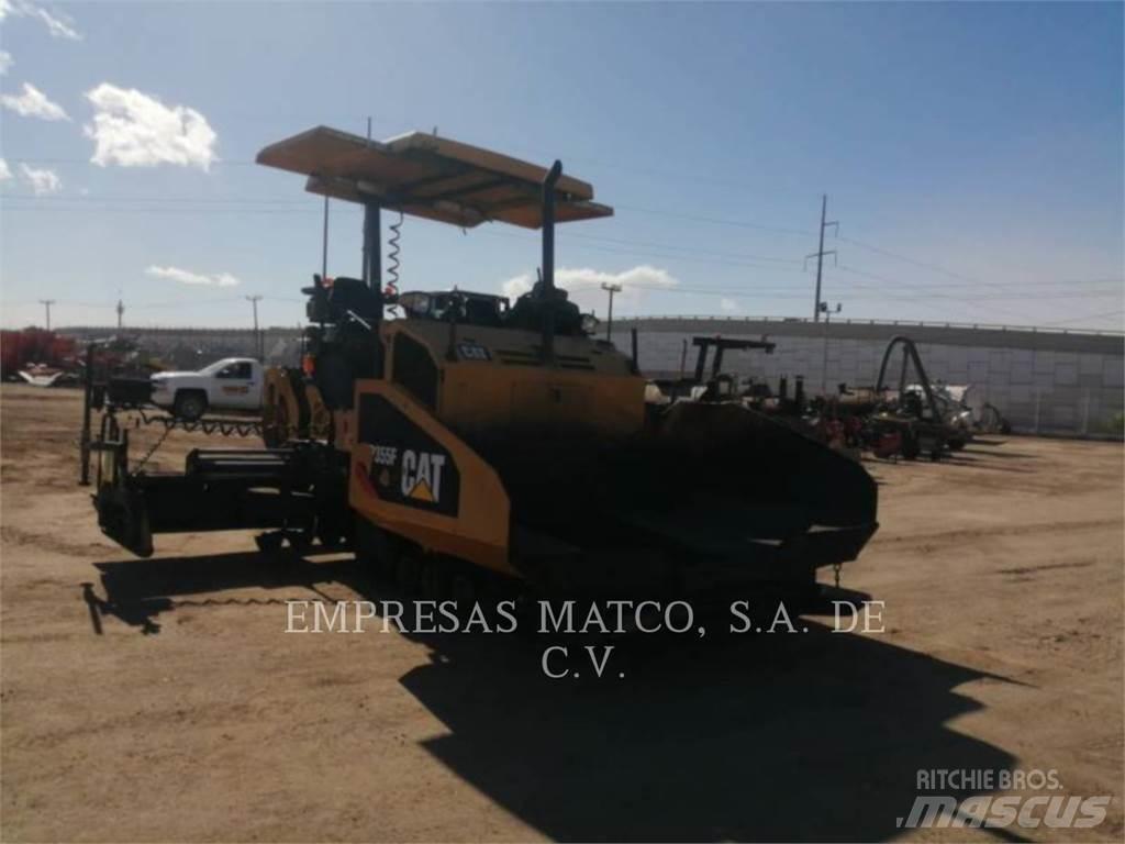 CAT AP355FLRC Asfalttikoneet