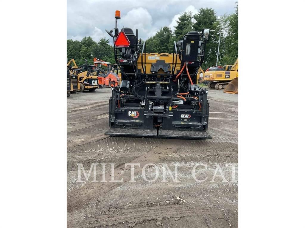 CAT AP555 Asfalttikoneet