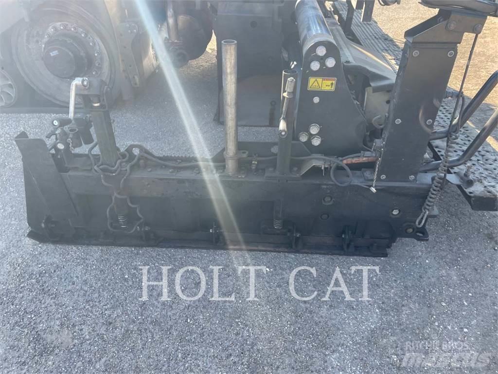 CAT AP555F Yksivalssijyrät
