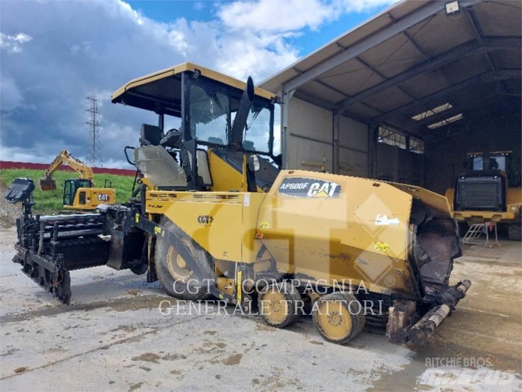 CAT AP600F Asfalttikoneet