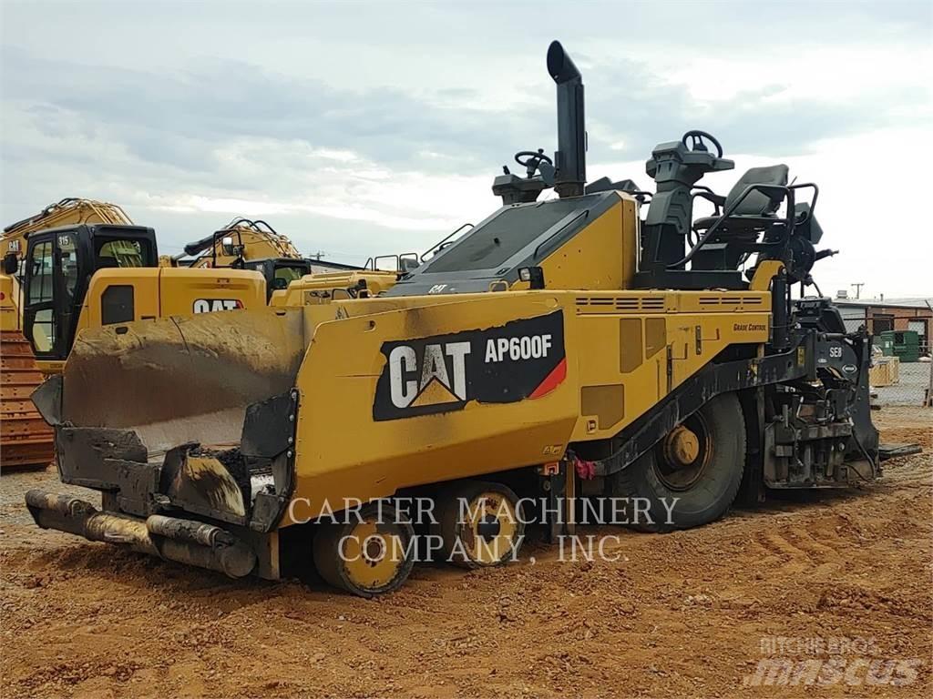CAT AP600F Asfalttikoneet