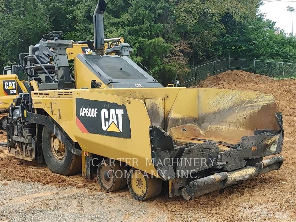 CAT AP600F Asfalttikoneet