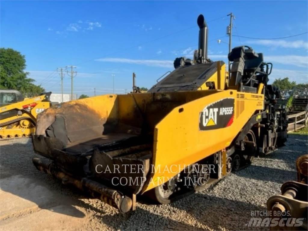 CAT AP655F Asfalttikoneet