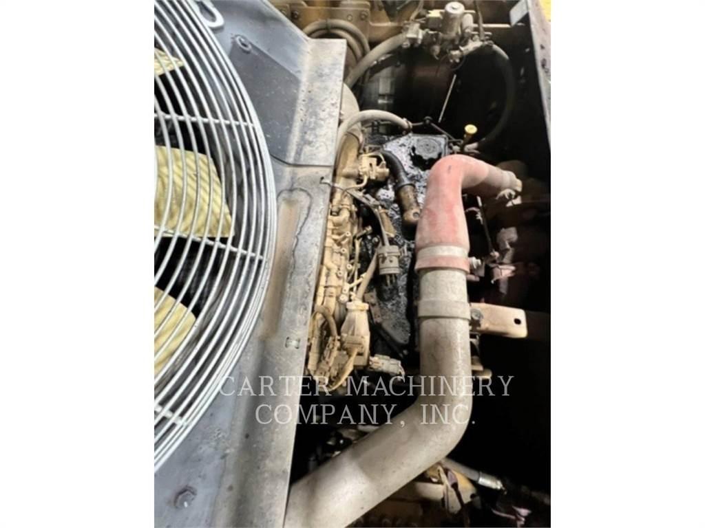 CAT AP655F Asfalttikoneet