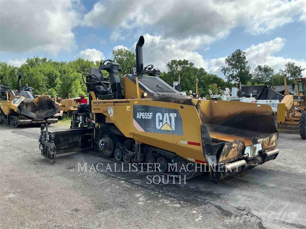 CAT AP655F Asfalttikoneet