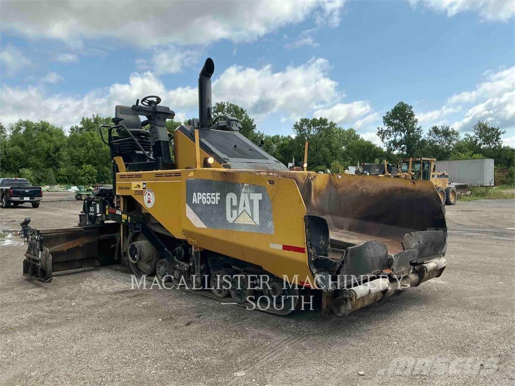 CAT AP655F Asfalttikoneet