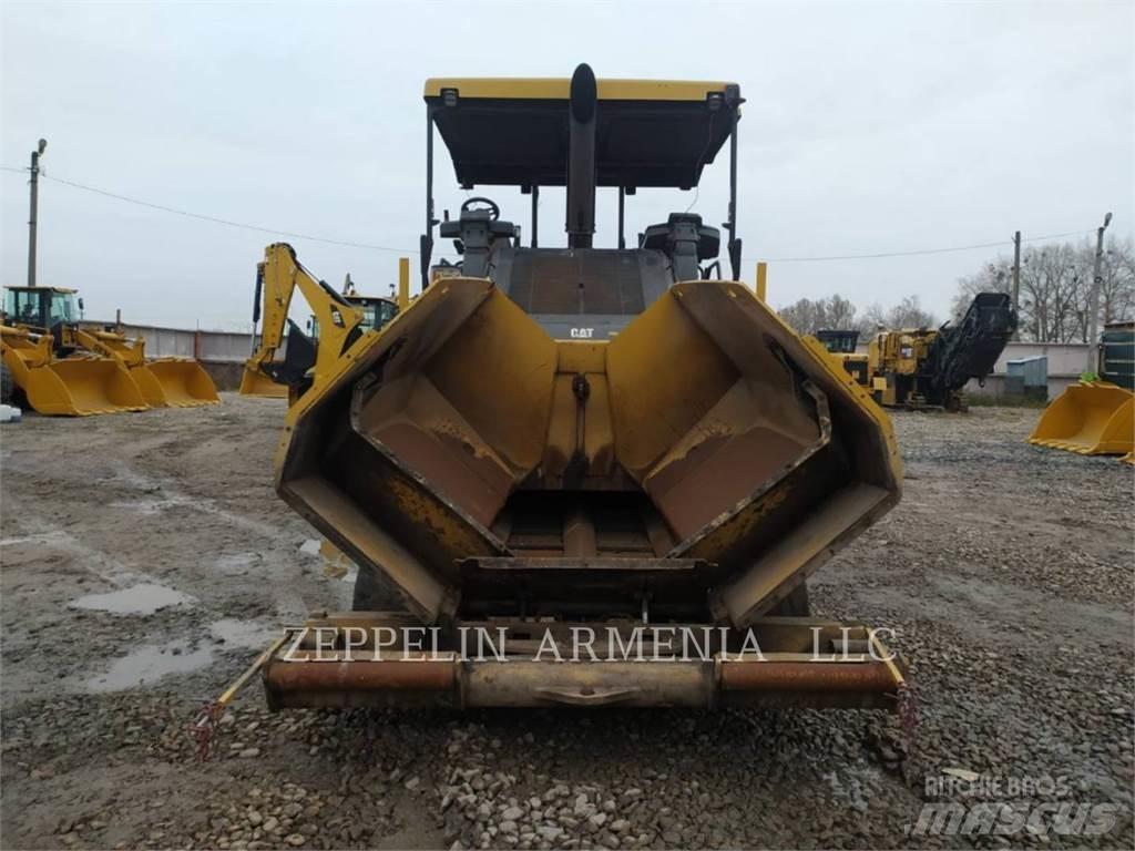 CAT AP655FLRC Asfalttikoneet