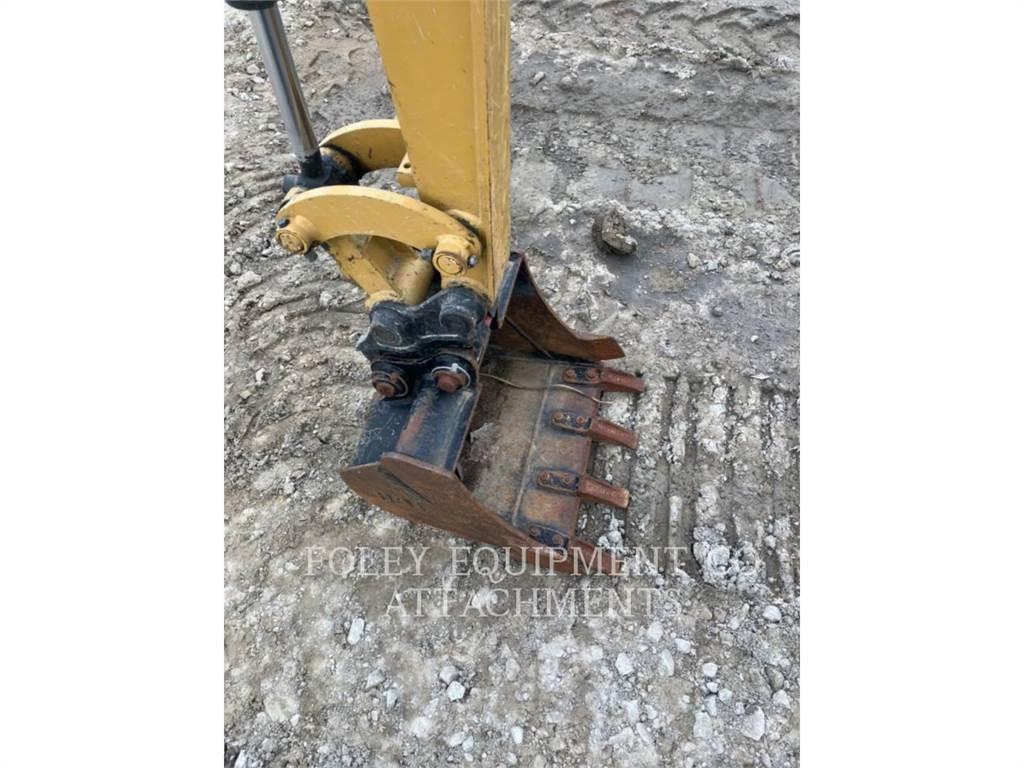 CAT BK301P20 Telakaivukoneet