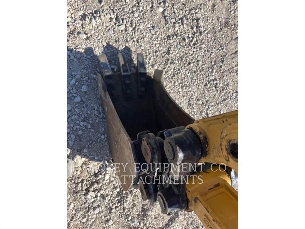 CAT BK302P12 Telakaivukoneet