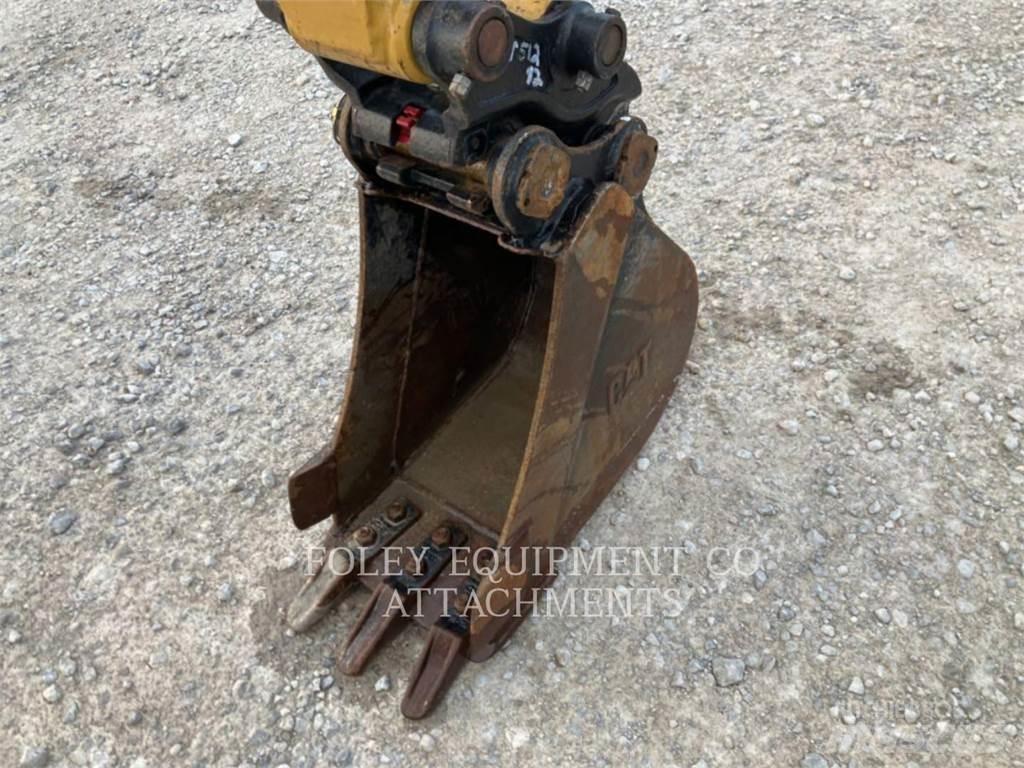 CAT BK302P12 Telakaivukoneet