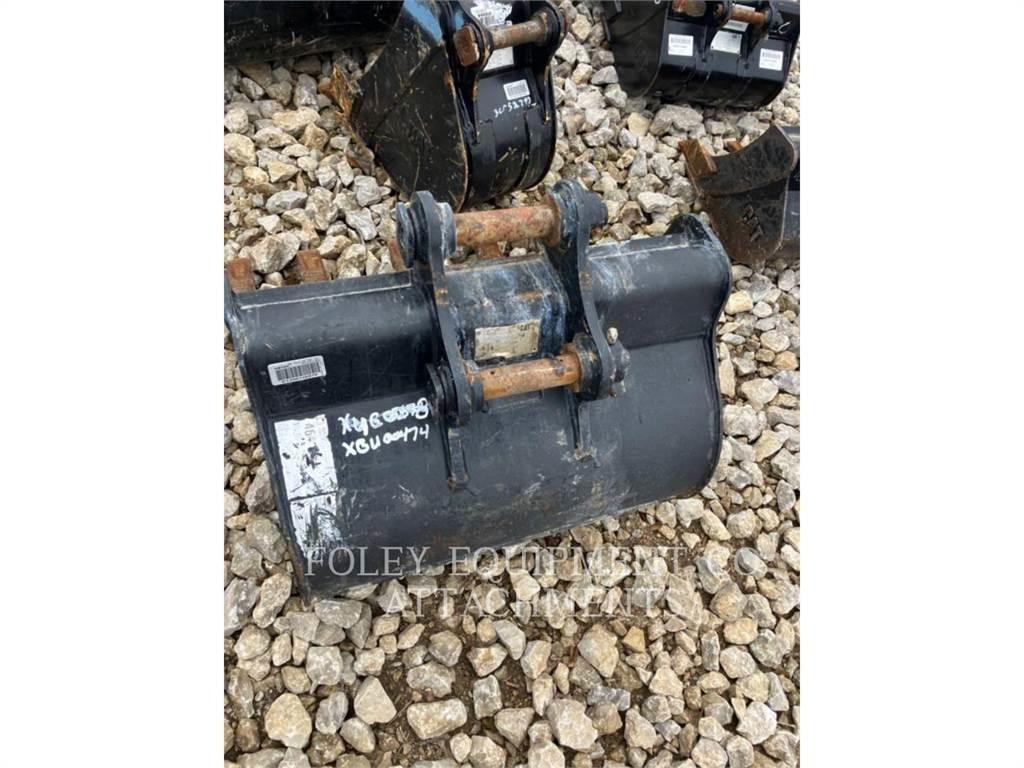 CAT BK303P32 Telakaivukoneet