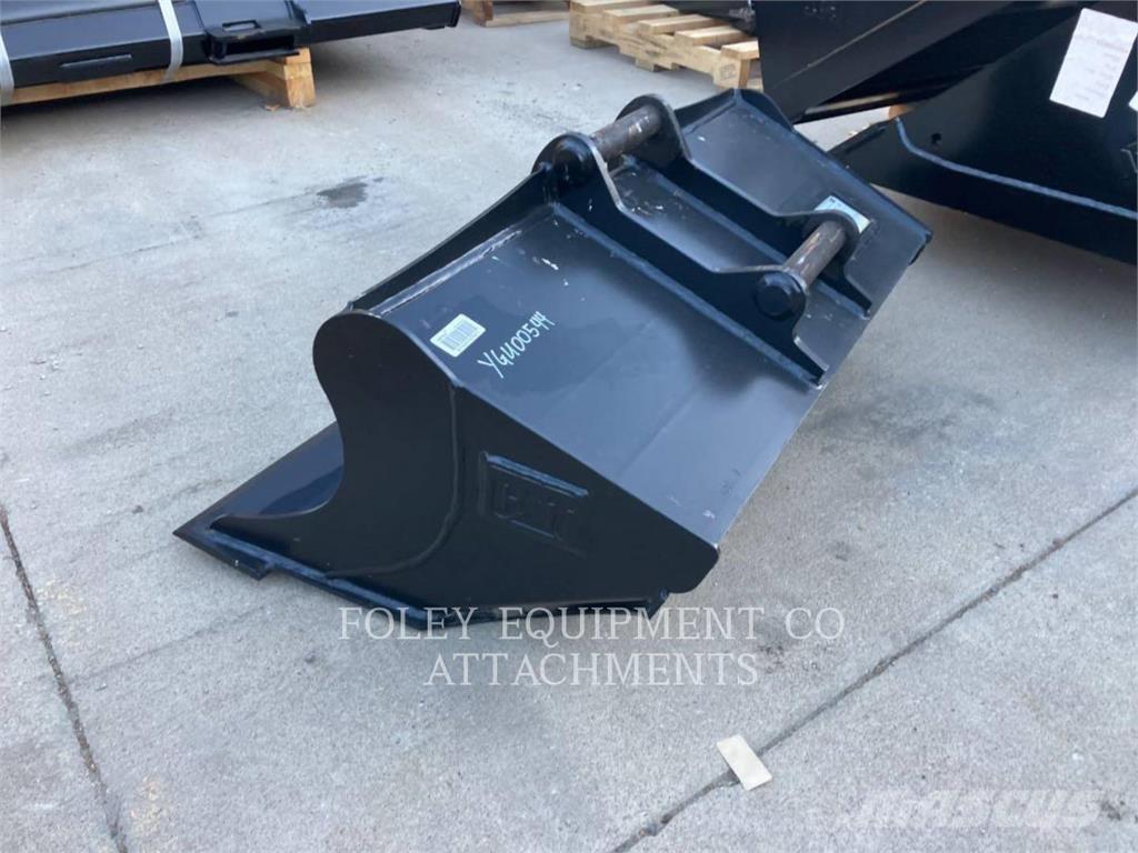 CAT BK304Q42GR Telakaivukoneet