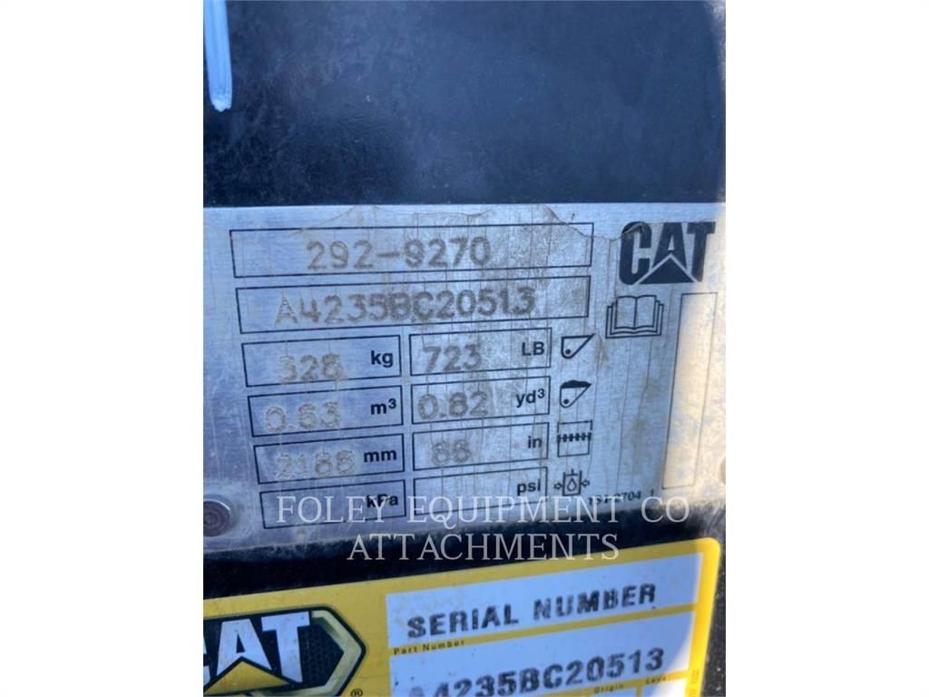 CAT BKSSLGP86S Liukuohjatut kuormaajat