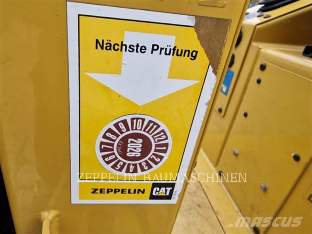 CAT CB1.7 Tiivistyskoneet