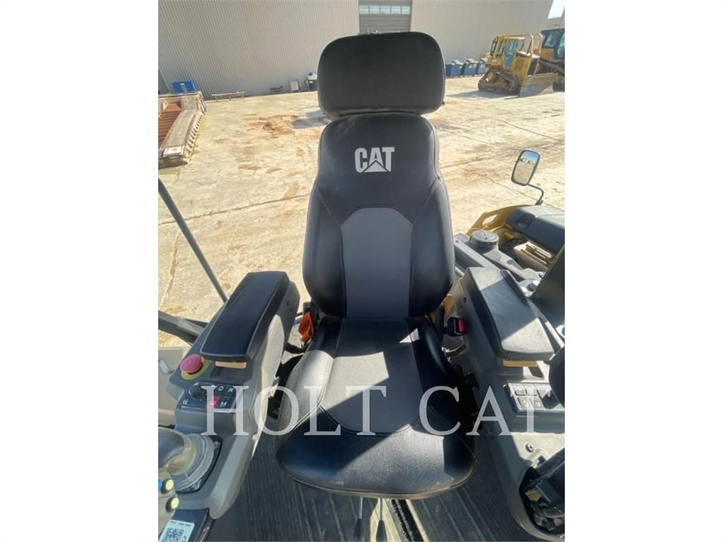 CAT CB10 Yksivalssijyrät