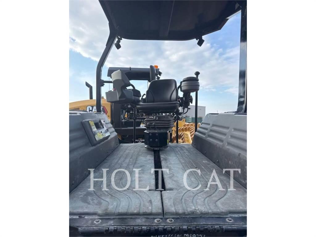 CAT CB10 Yksivalssijyrät