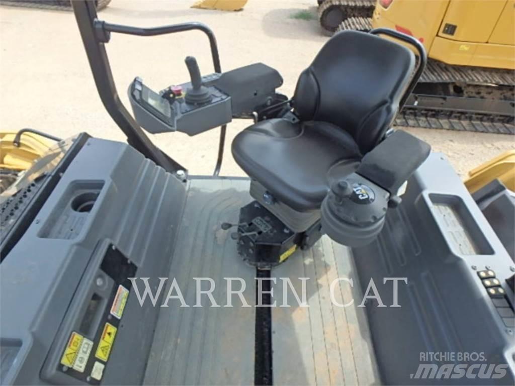 CAT CB13 Asfalttikoneet