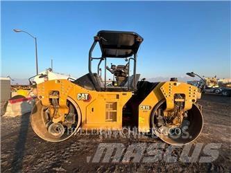 CAT CB15 CW VV Tandemjyrät