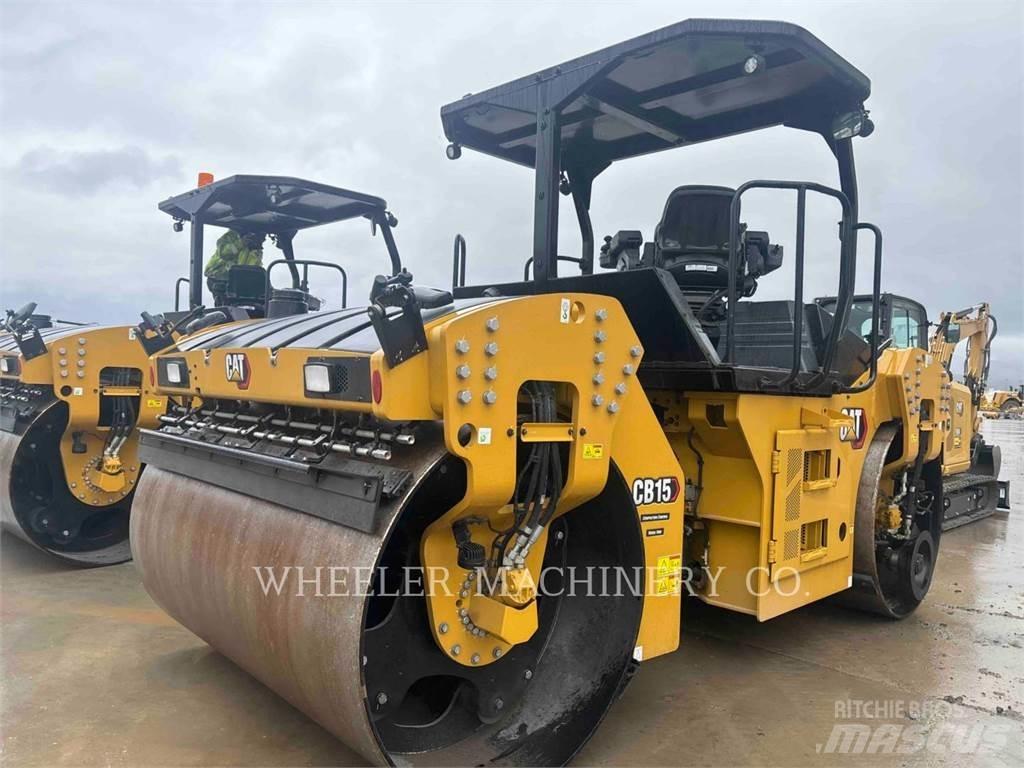 CAT CB15 CW VV Tandemjyrät