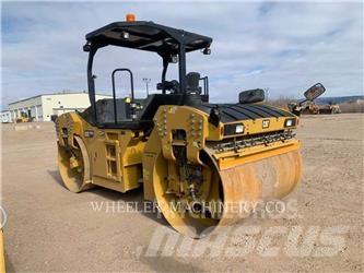 CAT CB15 VV Tandemjyrät