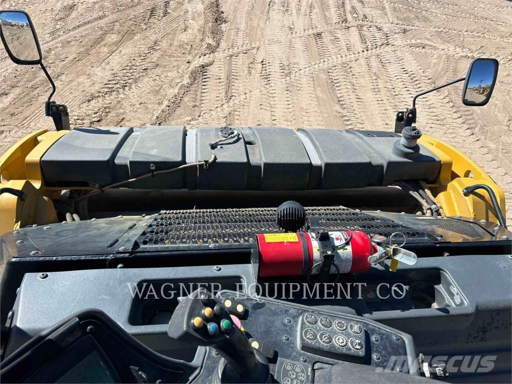 CAT CB16 Asfalttikoneet