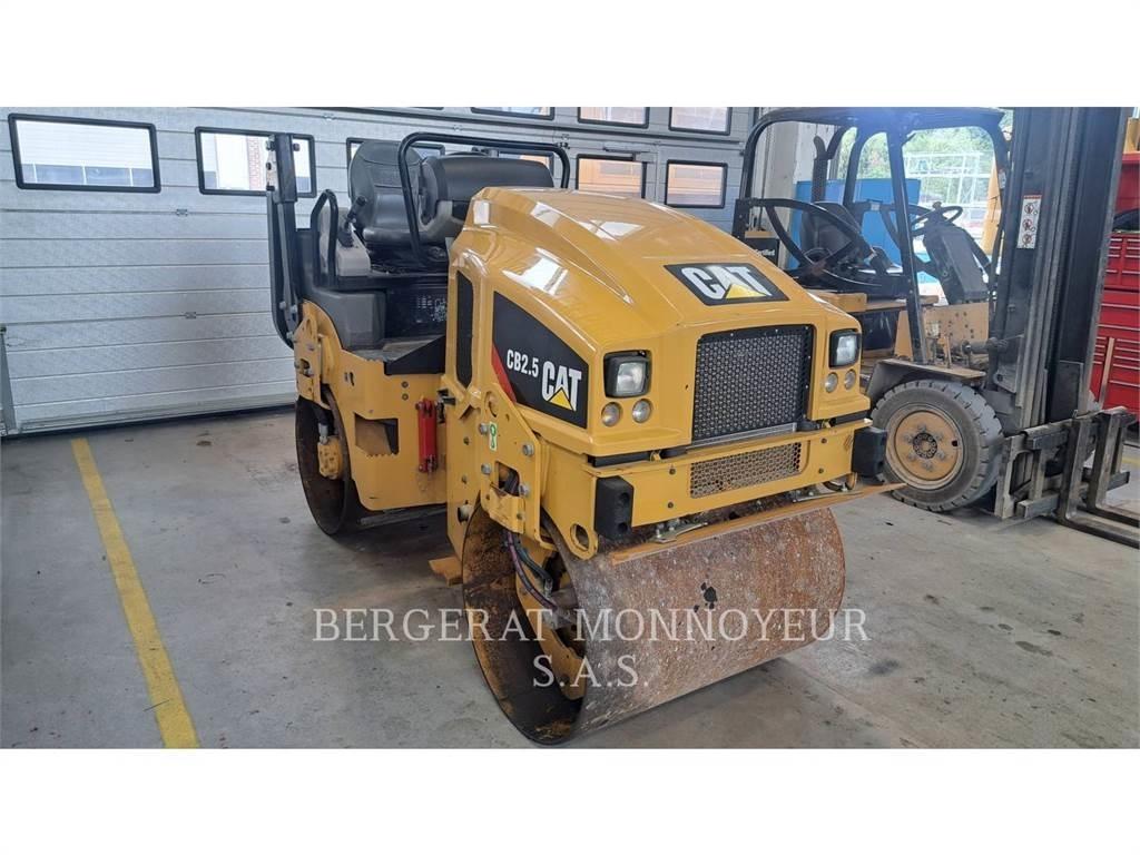CAT CB2.5LRC Tandemjyrät