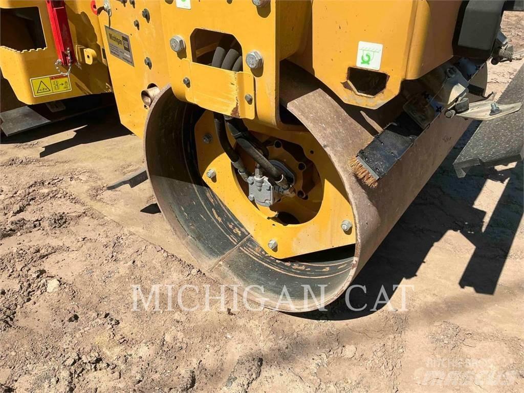 CAT CB2.7 Yksivalssijyrät