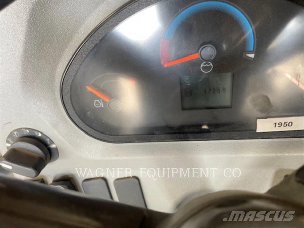 CAT CB2.7-03 Tiivistyskoneet