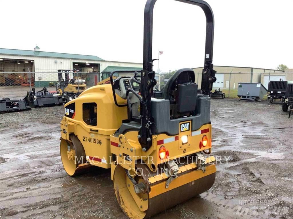 CAT CB24B Tandemjyrät