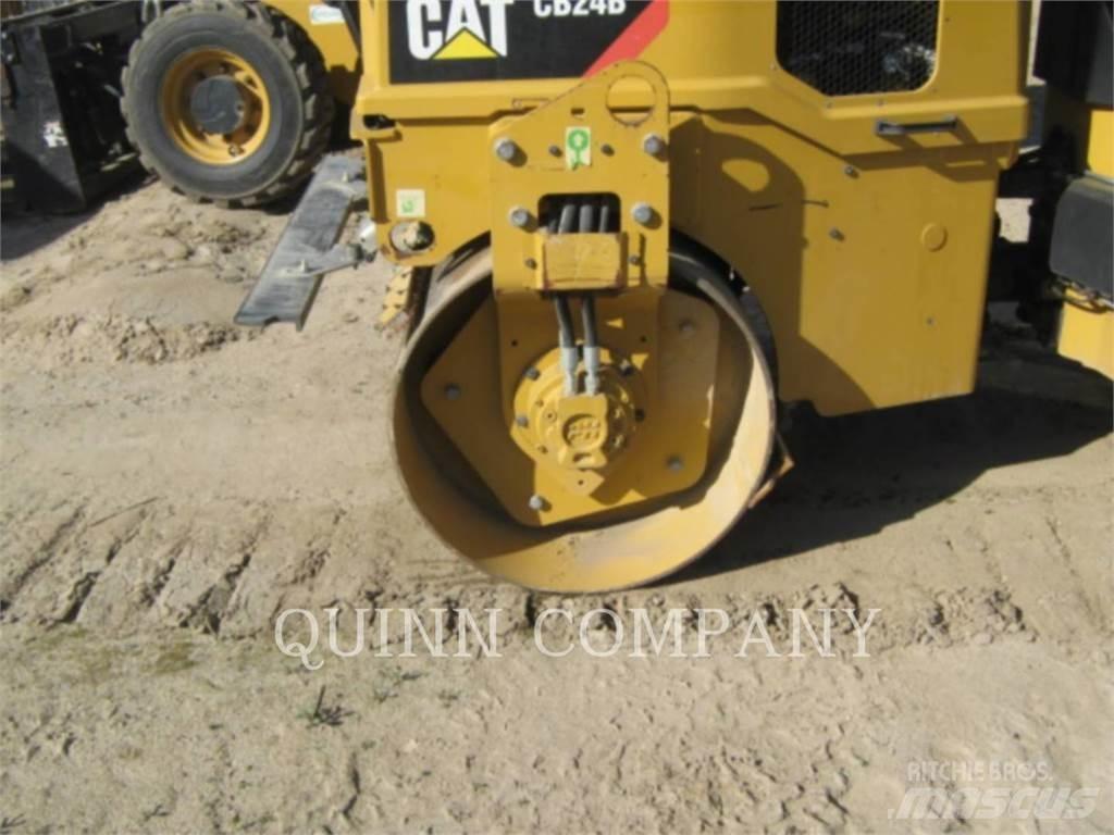 CAT CB24B Tandemjyrät