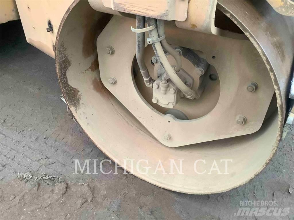 CAT CB24B Tandemjyrät