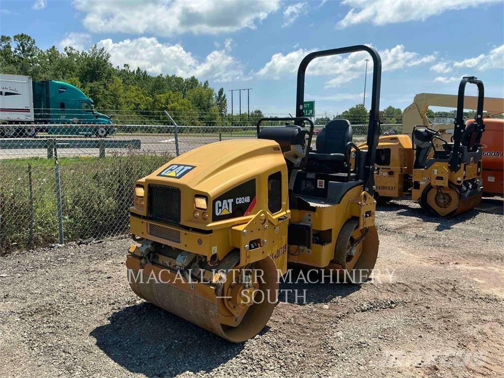 CAT CB24B Tandemjyrät