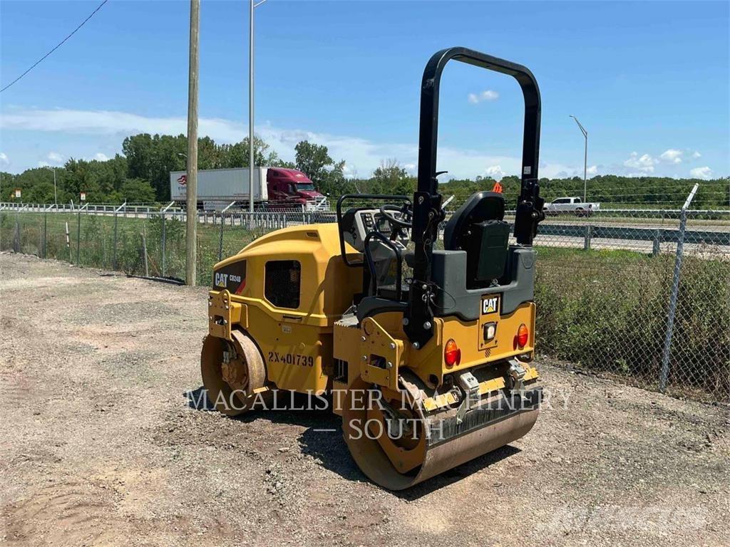 CAT CB24B Tandemjyrät