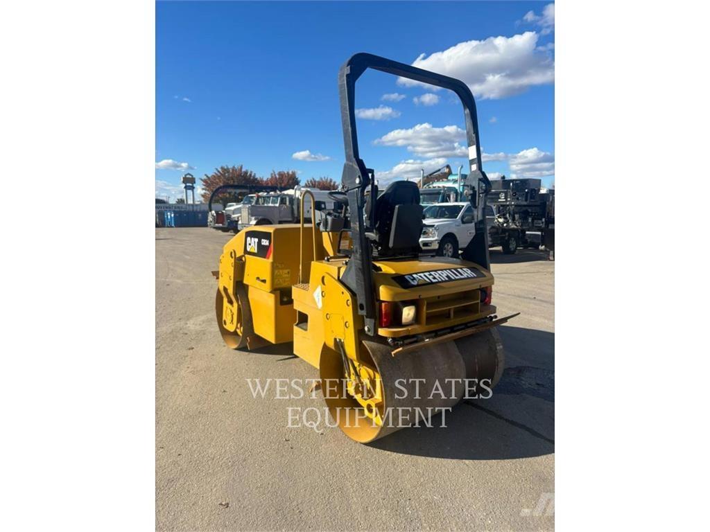 CAT CB34 Tandemjyrät