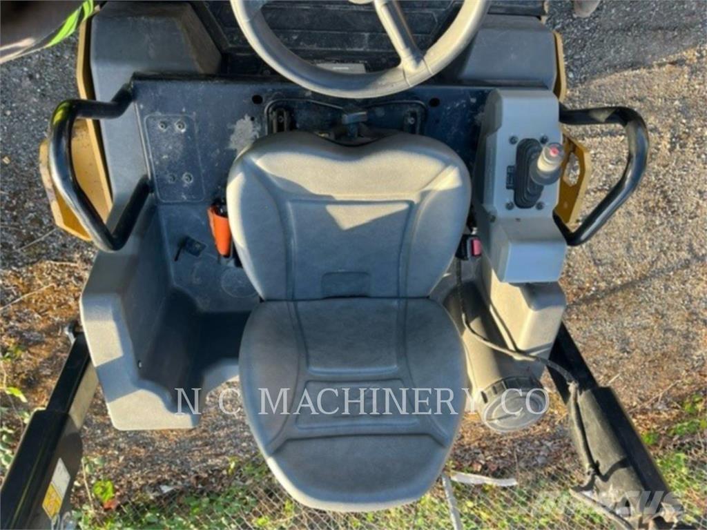 CAT CB4.0 Asfalttikoneet