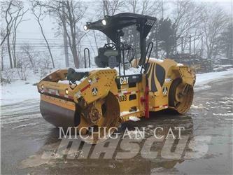 CAT CB54 XW Tandemjyrät