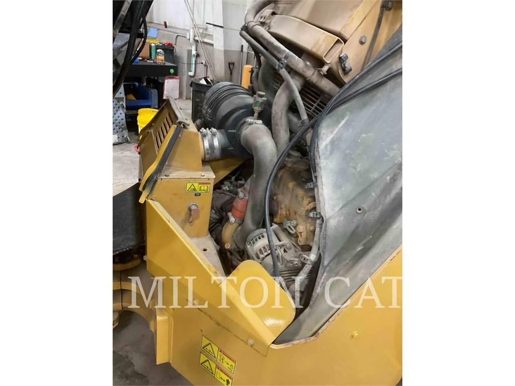 CAT CB54 XW Tiivistyskoneet
