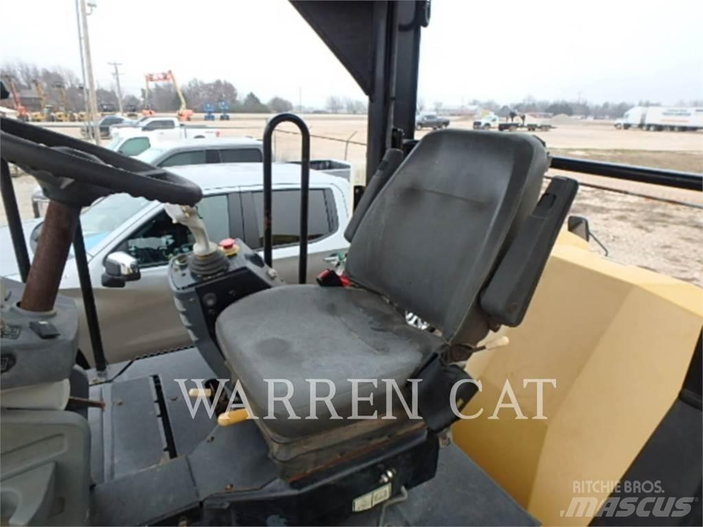 CAT CB64 Asfalttikoneet
