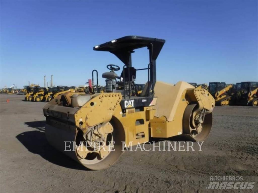 CAT CB64 Tandemjyrät