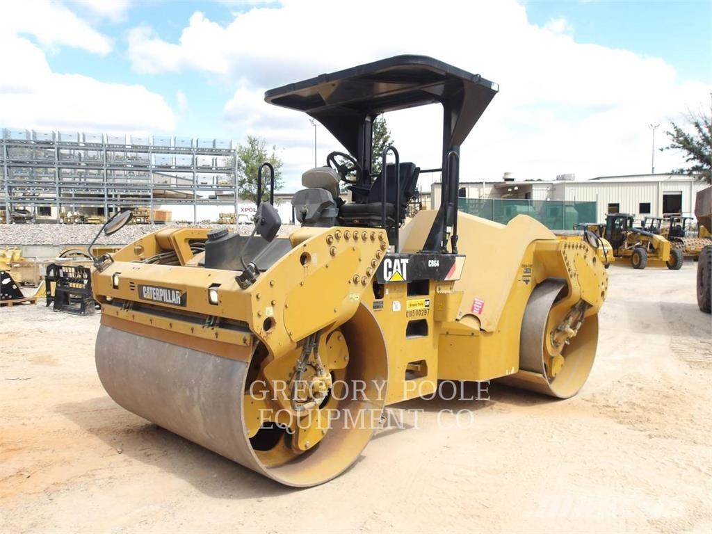 CAT CB64 Tandemjyrät