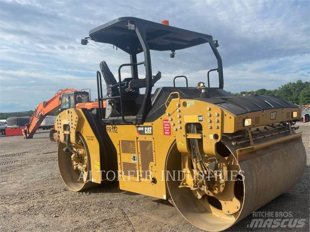 CAT CB64B Tandemjyrät