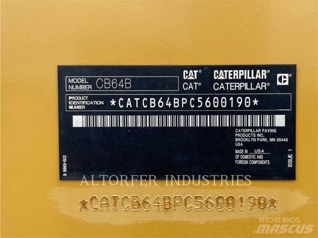 CAT CB64B Tandemjyrät