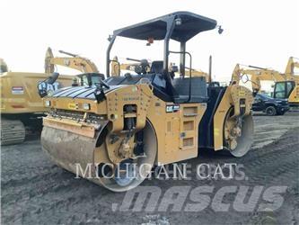 CAT CB64B Tandemjyrät