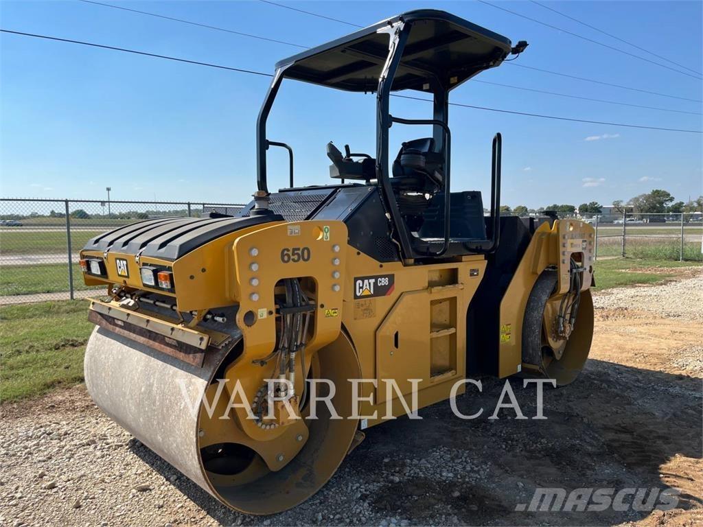 CAT CB8 Tiivistyskoneet