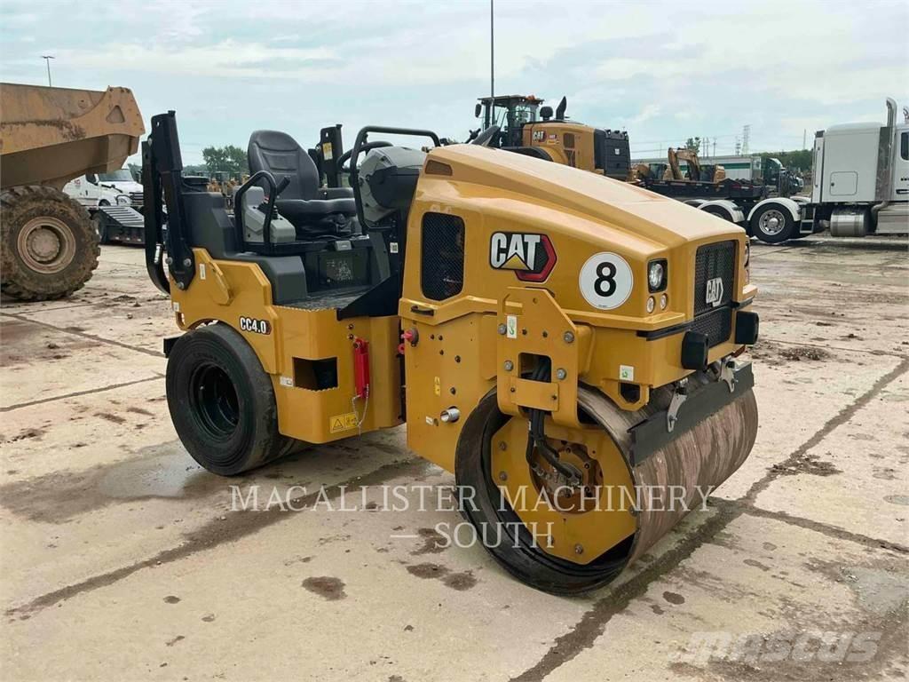 CAT CC4.003 Yhdistelmäjyrät
