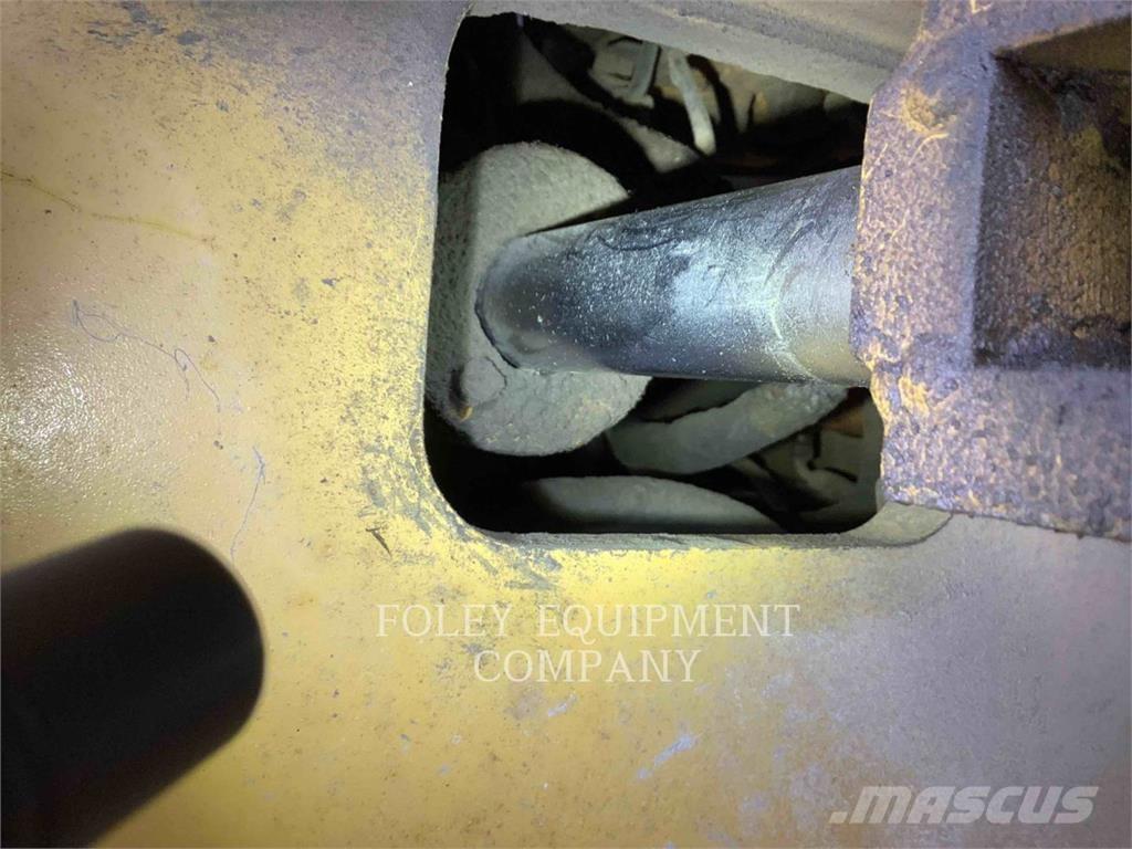 CAT CP563D Yksivalssijyrät