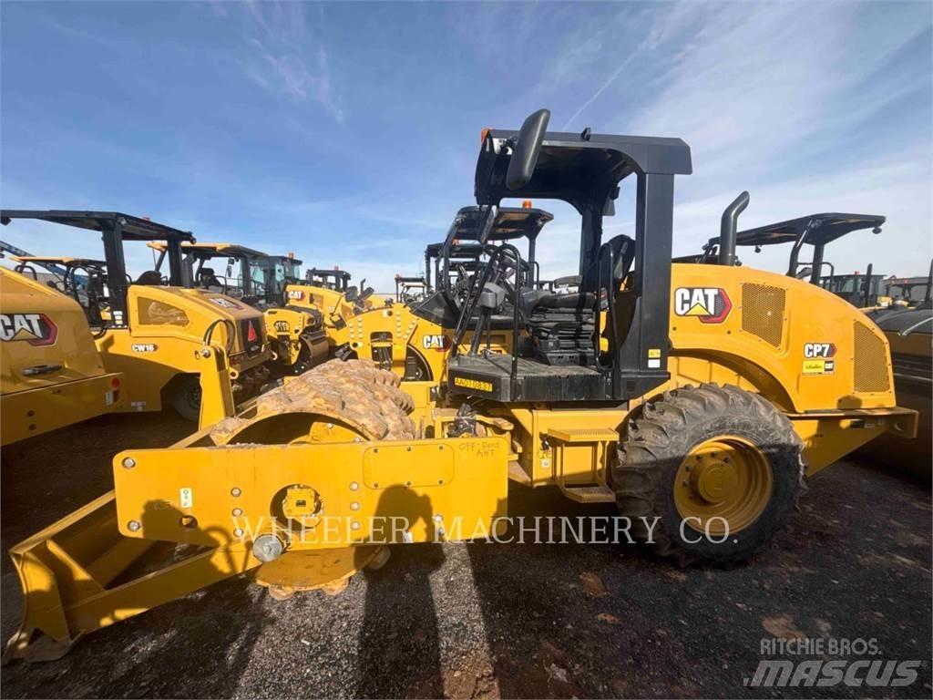 CAT CP7 Yksivalssijyrät